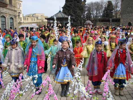 بررسی آیین های نوروزی در میان همسایگان