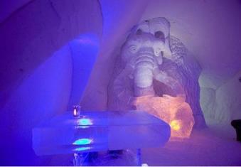قصر یخی، فنلاند